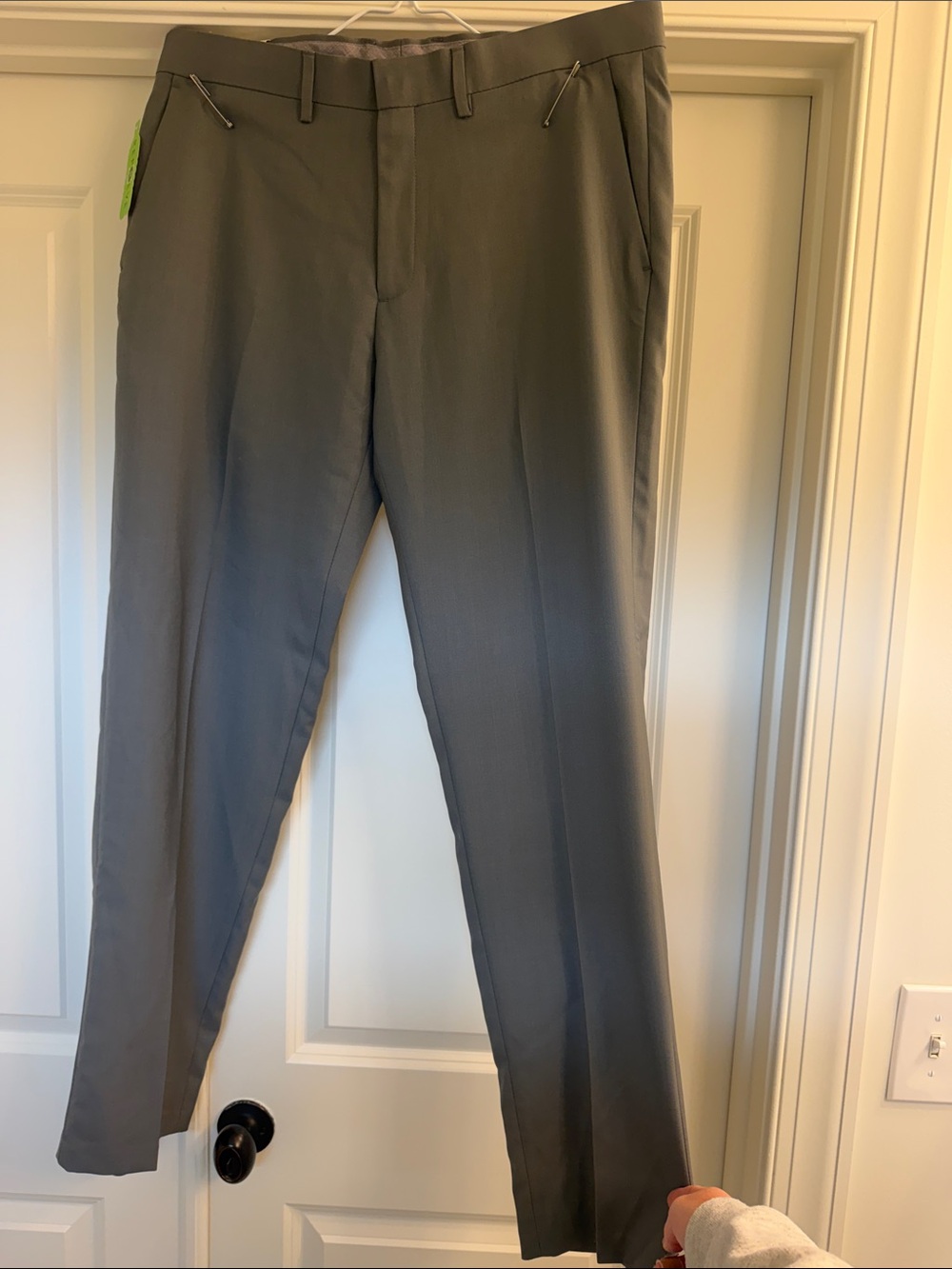 Haggar Men's Gray Flat-Front Dress Pants